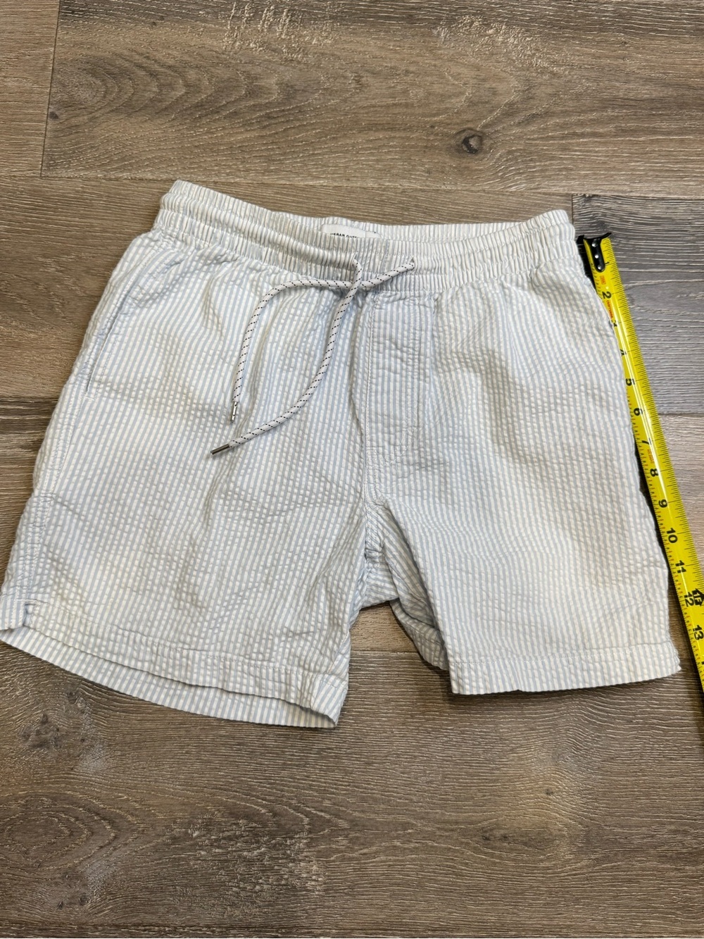 Urban Outfitters Women’s Seersucker Drawstring Shorts in Light Beige Stripe 1009